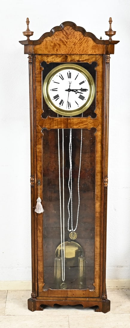 Precision regulator, 150 cm.: 19th century precision regulator of birch wood, with central seconds hand and scissor escapement, striking on bell, half hour striking. Circa 1850. Size: 150 cm. In good condition.