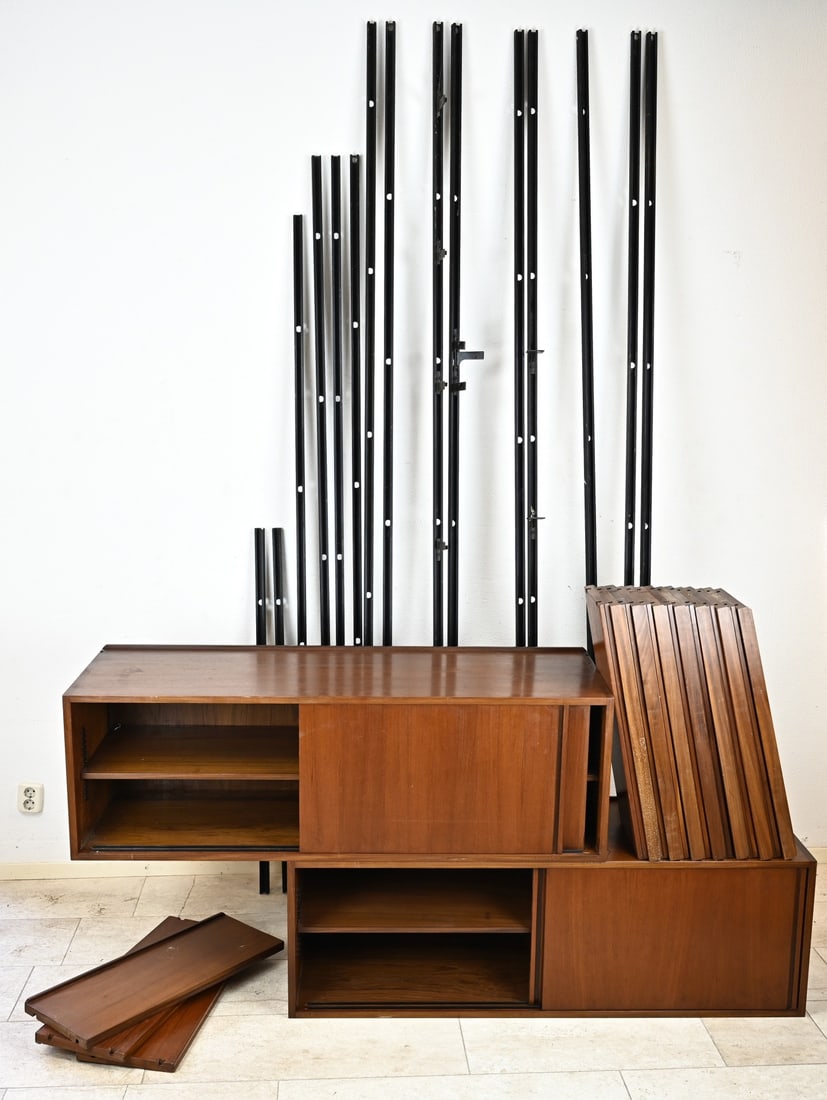Osvaldo Borsani wall unit (1 of 1)