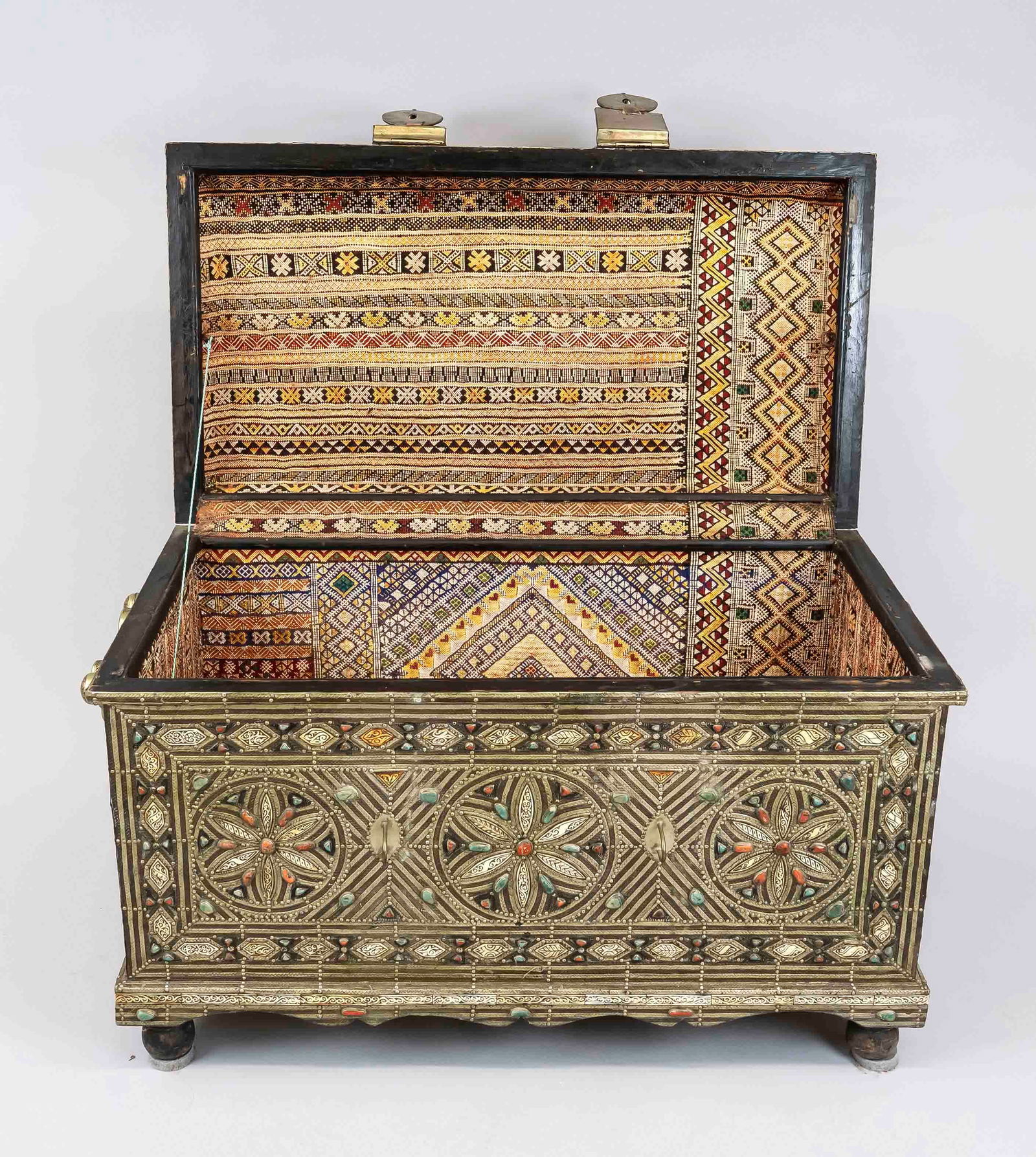oriental chest - 2