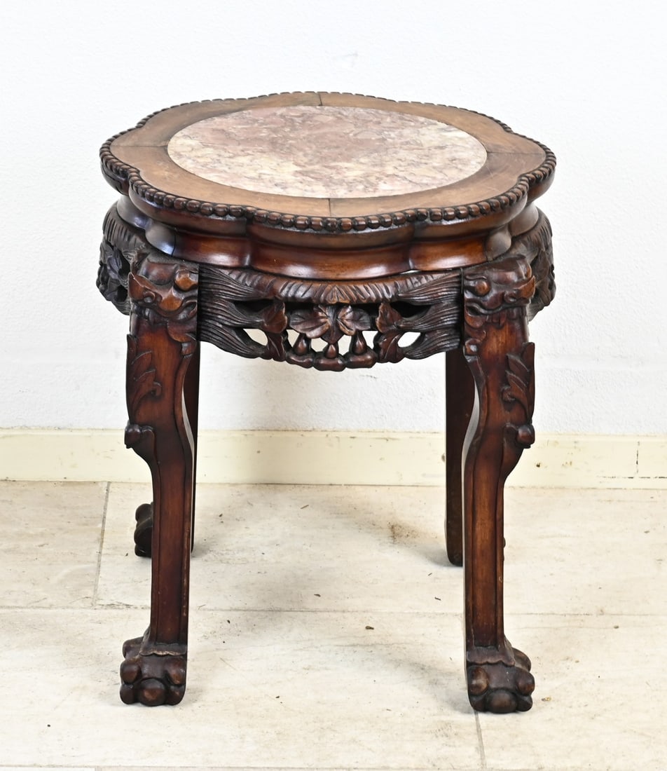 Chinese footstool Ø 40 cm.: Chinese hardwood carved footstool with floral decoration + marble top. Dimensions: H 47 x Ø 40 cm. In good condition.