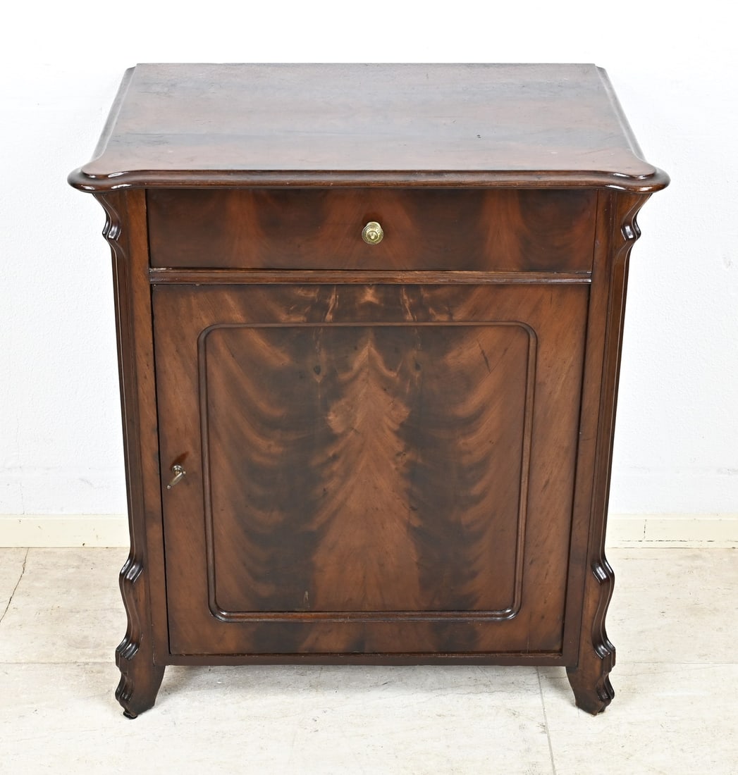 Penant cabinet, 1860: Antique mahogany Louis Philippe trumeau cabinet. Germany. Circa 1860. Dimensions: 81x 71x 47 cm. In good condition.