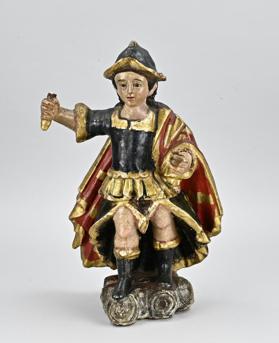 Spanish baroque figure, H 34 cm.: 18th Century Spanish polychrome baroque figure with gilding. Size: H 34 cm. In good condition.