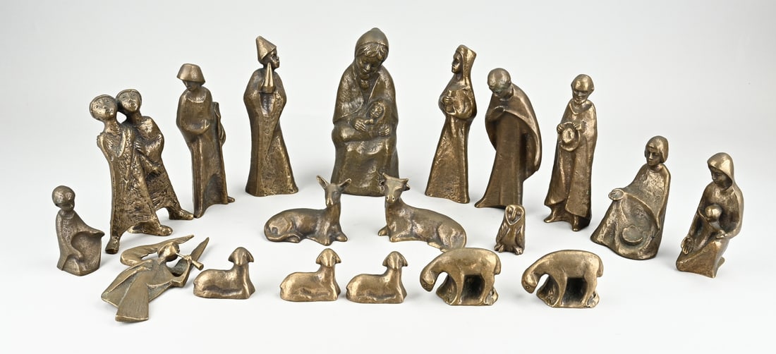 Nativity Scene (Rickenbach): Large German bronze figures nativity scene by Rickenbach. Second half 20th century. Size: 5 - 20 cm. In good condition.
