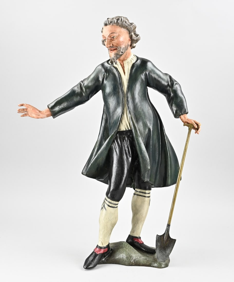 Wood carved figure, H 63 cm.: 18th - 19th Century Wood Carved Holy Figure, Depicting Jesus as a Gardener. Restored. Dimensions: H 63 cm. In good condition.