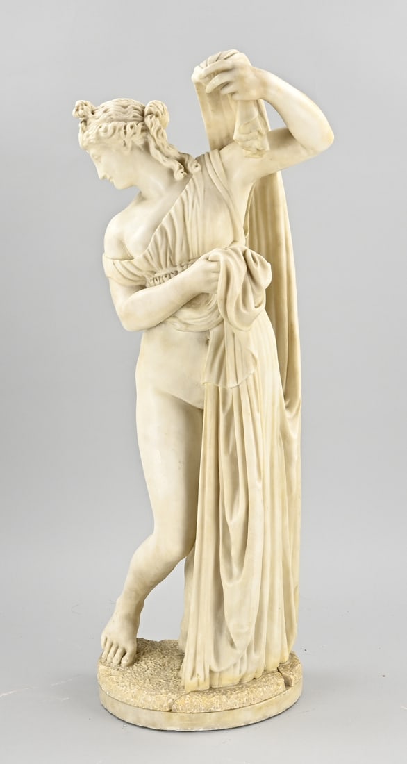Ancient Aphrodite (alabaster): Antique statue made of alabaster, Aphrodite. Dimensions: H 74 cm. In good condition.