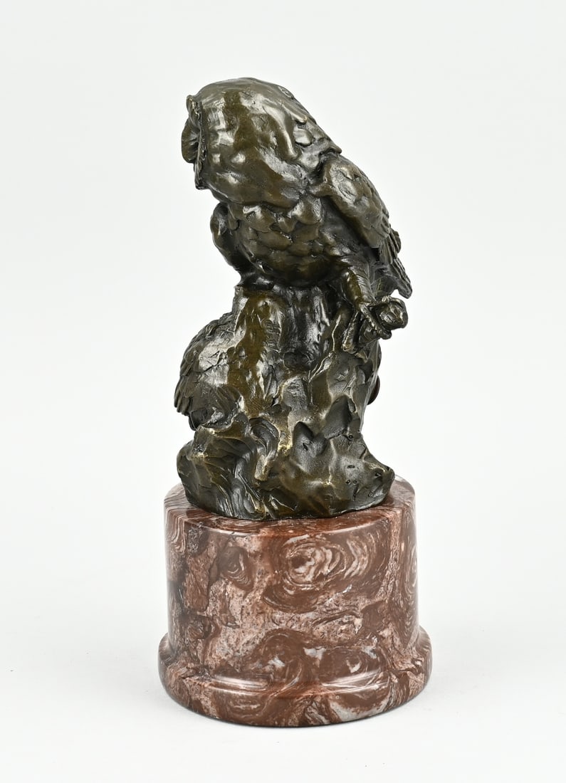 Bronze statue, Owls - 2