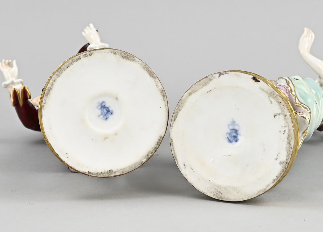 2x Porcelain statue - 3