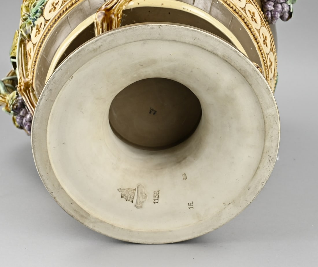 Mettlach drinks barrel - 2