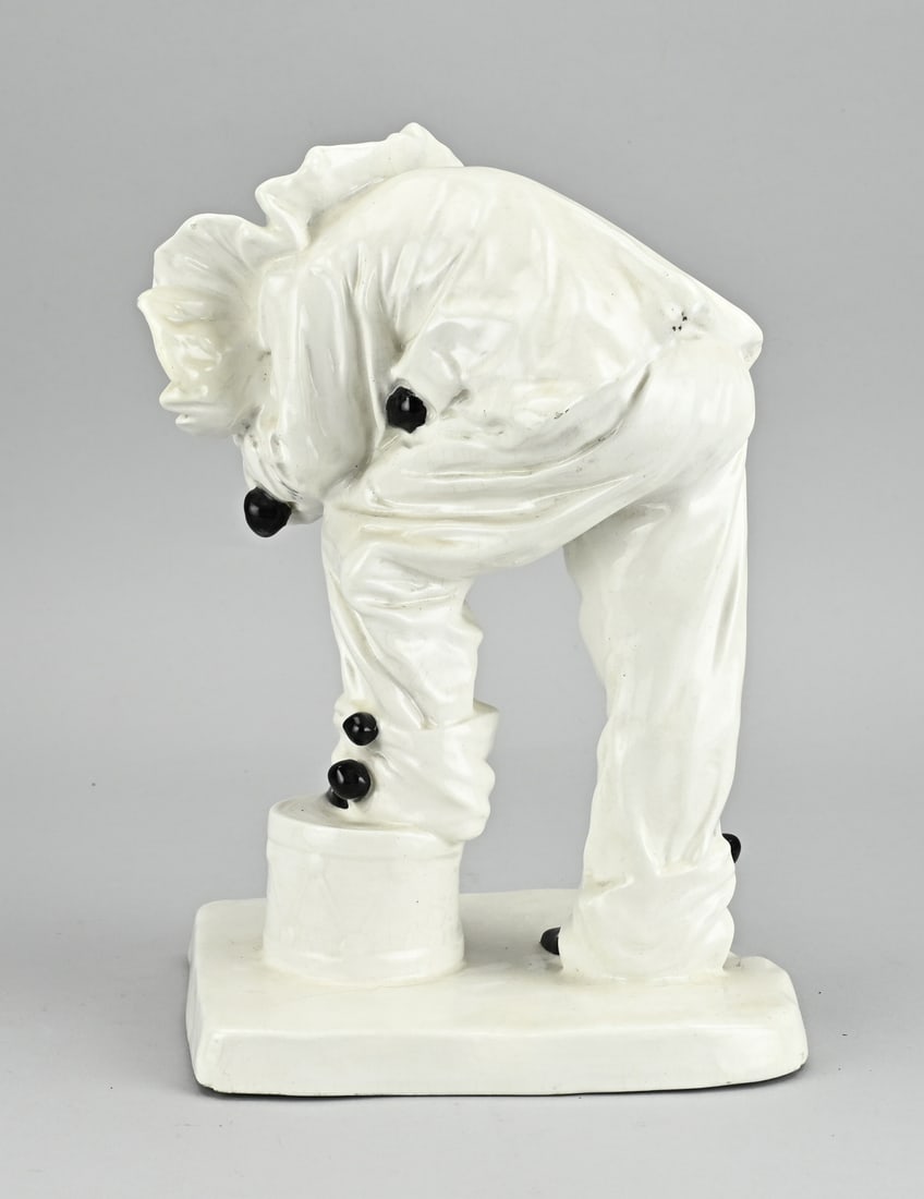 Pierrot statue, 1930 - 2