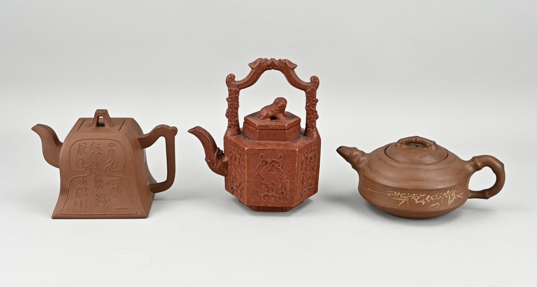 3x Yixing teapot (1 of 2)