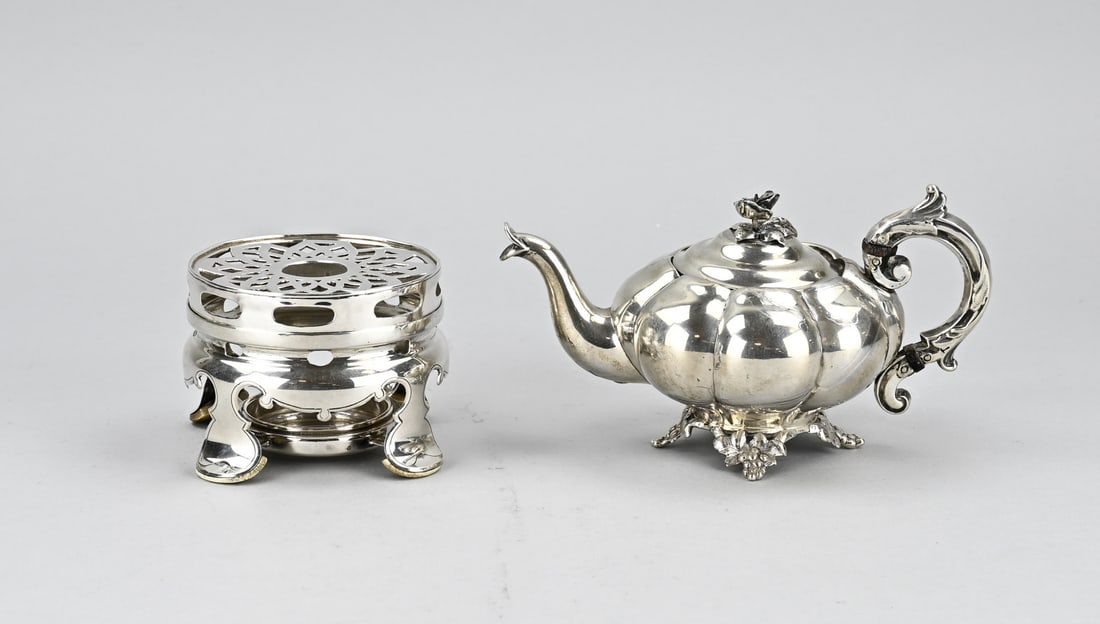 Silver teapot & stove - 2