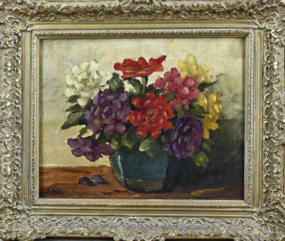 Unclear, Ginger jar with flowers: Unclearly signed. Circa 1930. Ginger jar with flowers. Oil on linen. Dimensions: H 25 x W 30.5 cm. In good condition.