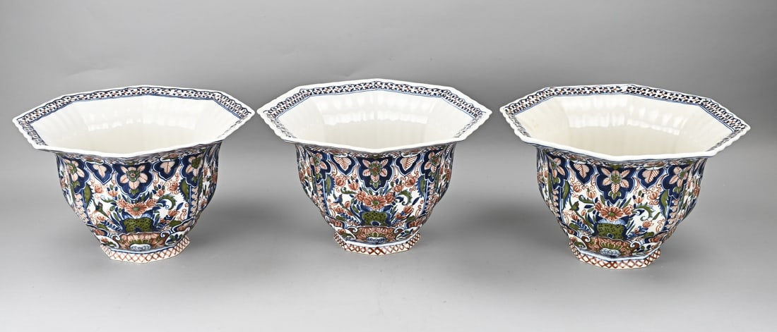 3x Makkum flower pot (1 of 1)