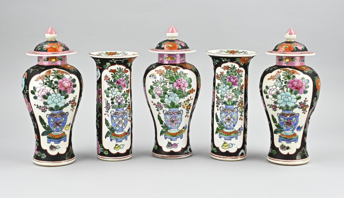 5-piece Familie Noir cabinet set, H 20 - 25 cm. (1 of 2)