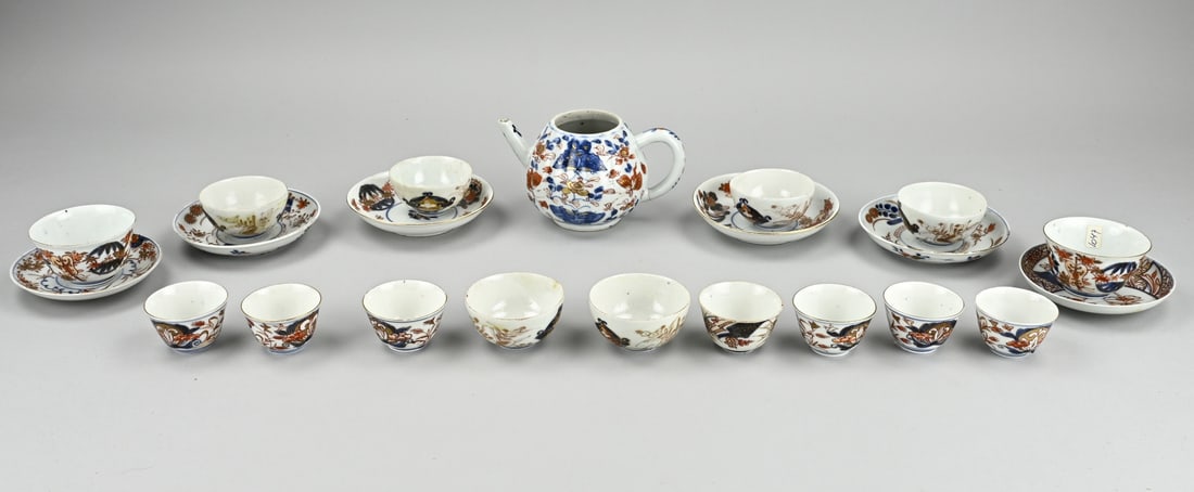 Lot of various Imari porcelain (21x) (1 of 1)