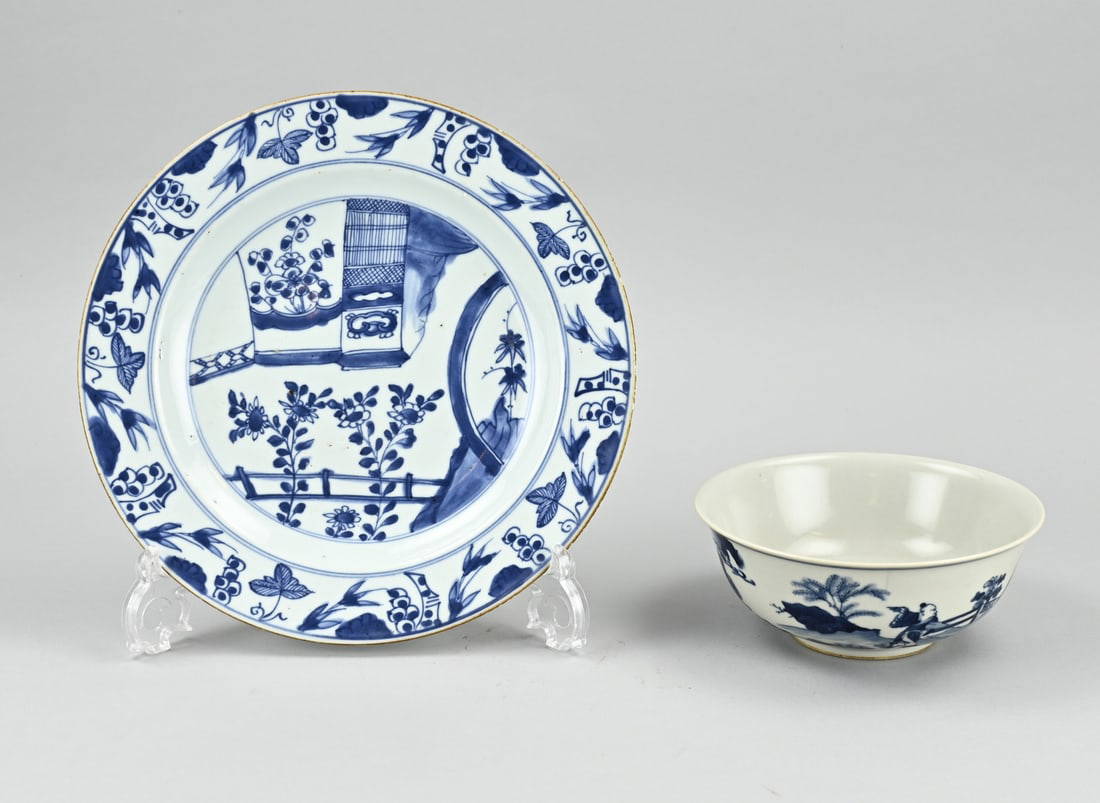 2x Chinese (blue/white)