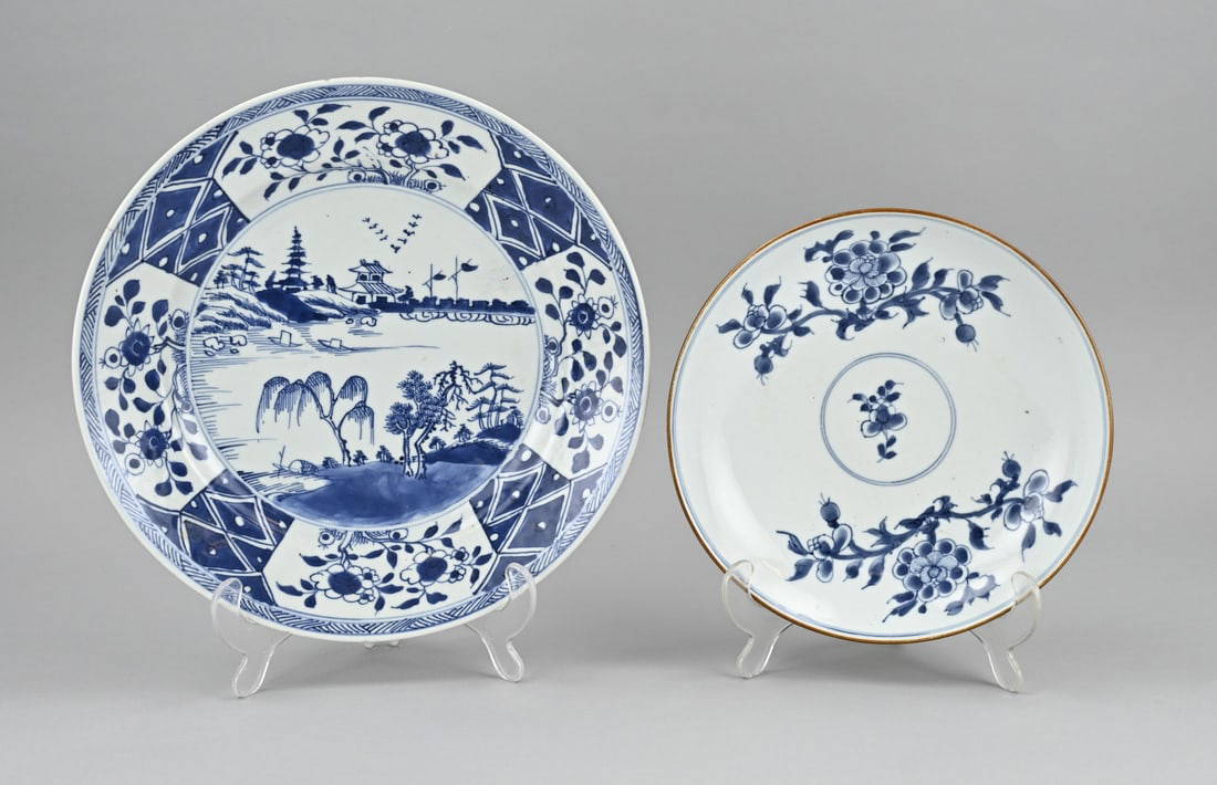 2x Chinese plate Ø 22 - 28 cm.