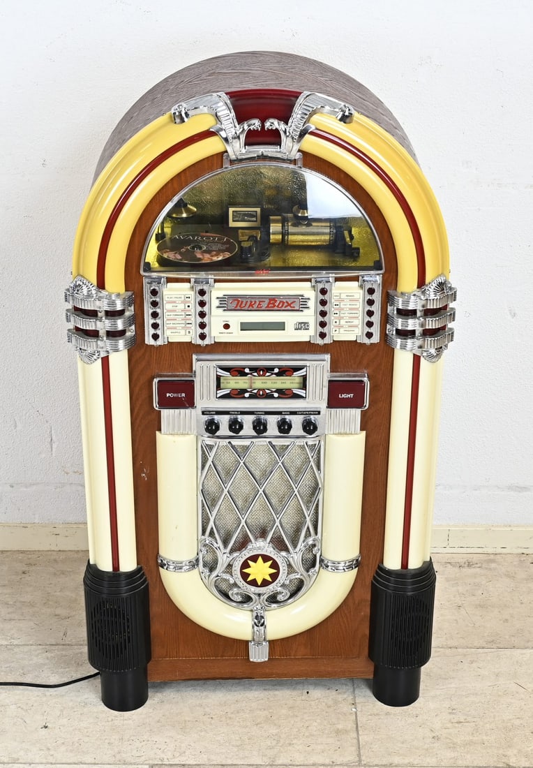 Juke Box: Large plastic jukebox with CD player, etc. 1980s. Second half of the 20th century. Dimensions: 104 x 50 x 28 cm. In good condition.