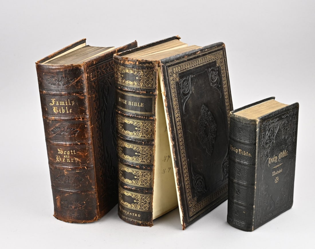 3x Holy Bible: Three antique Holy Bibles. 19th century. England. 1x Holy Bible Glasgow, William Collins queens printer (spine loose). 1x Holy Bible, London, Rivingstons Cambridge Warehouse 32 paternoster. 1x Holy Bi
