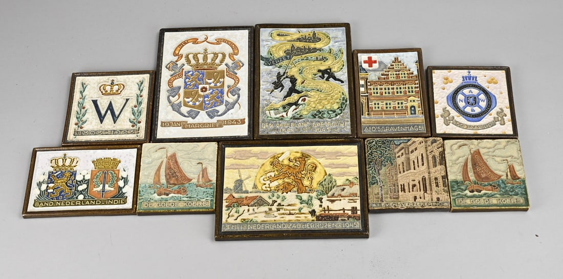10x Porceleyne Fles tiles: Ten Delft polychrome Porceleyne Fles tiles with cloisonné glaze. First half of the 20th century. Dimensions: 10-20 cm. In good condition.
