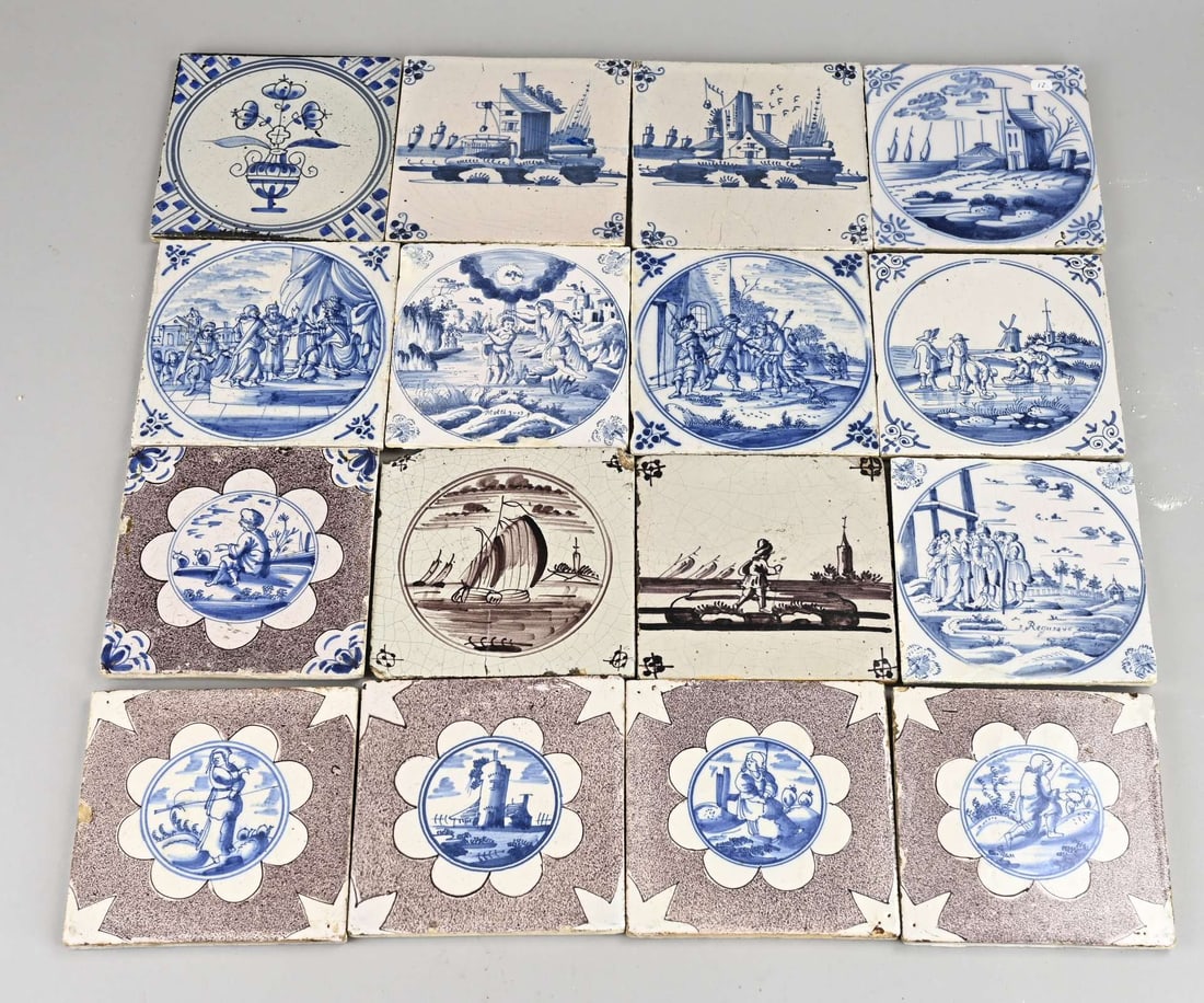 Lot of various tiles (16x): Lot of sixteen antique Dutch faience wall tiles, one of which is glued. Dimensions: 13 x 13 cm. In good condition.