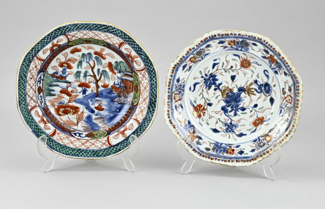 2x Chinese plate Ø 22 - 23 cm. (1 of 2)
