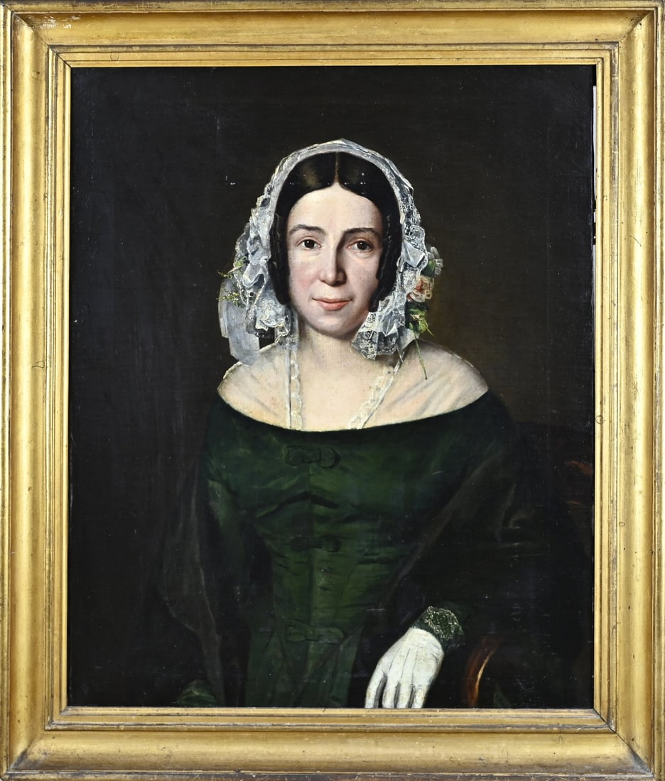 Painting, Portrait of a lady: Antique portrait of a lady. Circa 1850. Lady with a lace headdress and gloves. Oil on canvas. Dimensions: H 76 x W 60 cm. In fair/good condition.