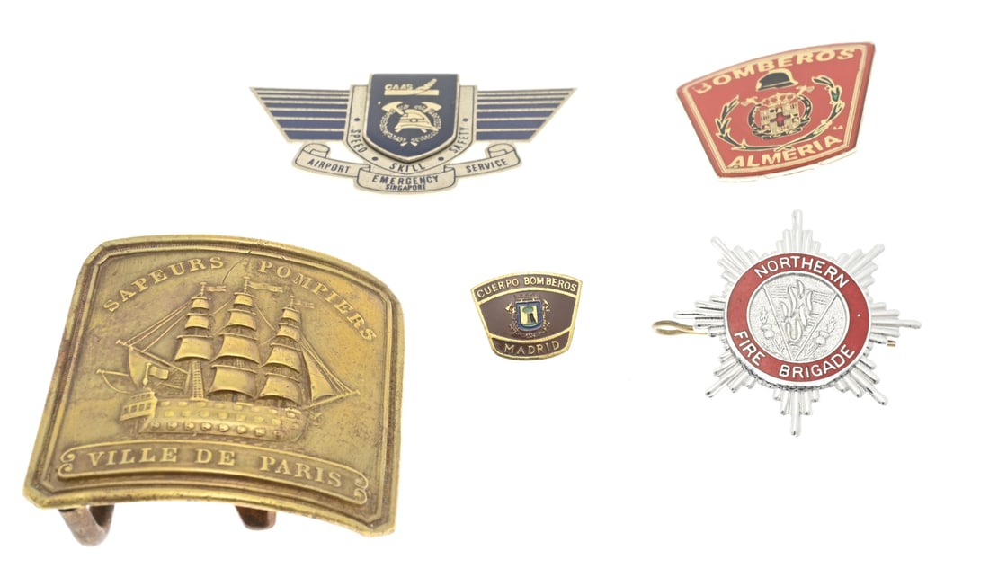 5 x various fire department items (1 of 1)