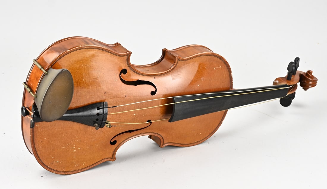 Antique violin - 2