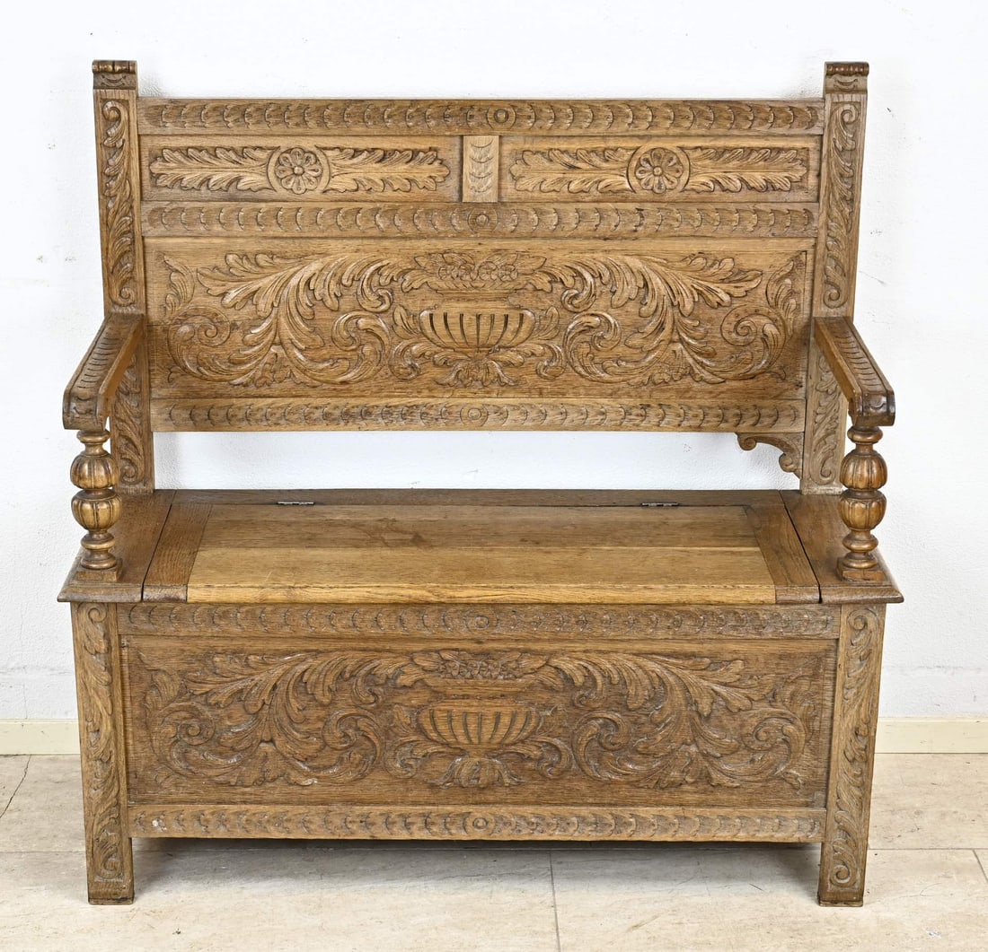 Oak bench with carving (1 of 1)