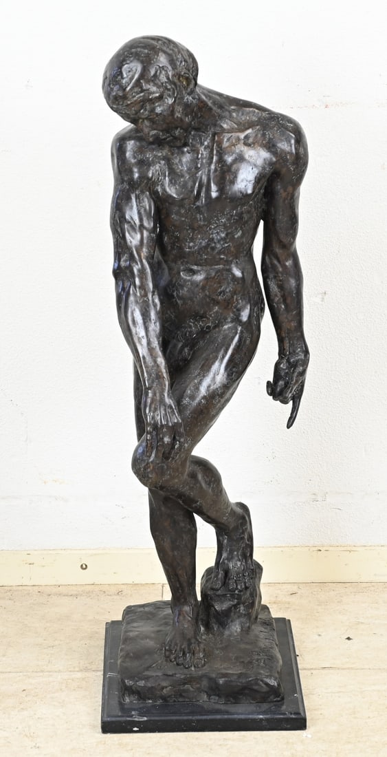 Bronze sculpture, Men (after Rodin): Large bronze male figure after a Rodin model, but a later casting. Dimensions: 90 cm. In good condition.