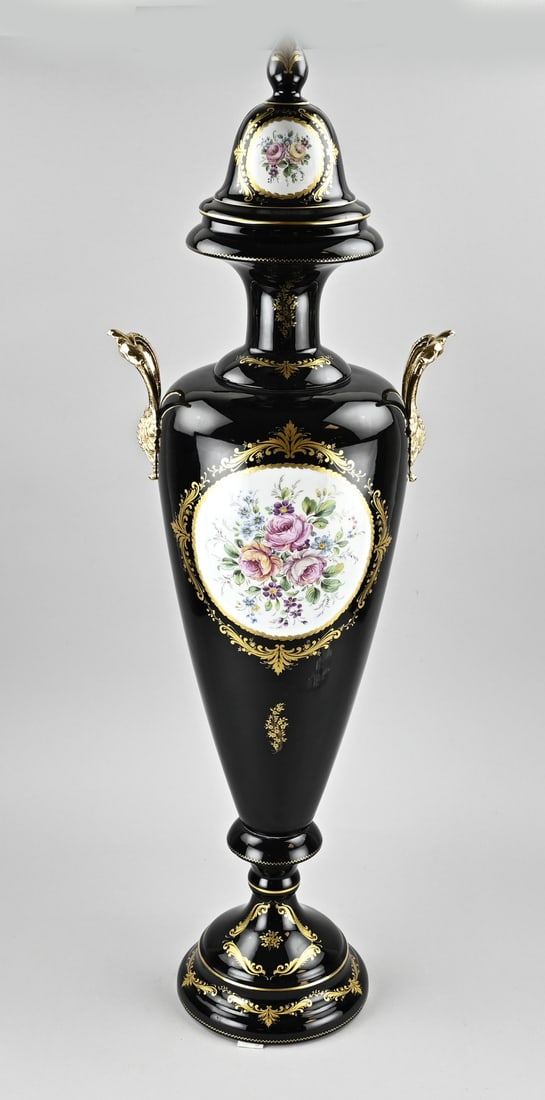 Large lidded vase, H 59 cm.: Large cobalt blue porcelain lidded vase with floral/gold and brass decoration. Second half of the 20th century. Dimensions: H 59 cm. In good condition.