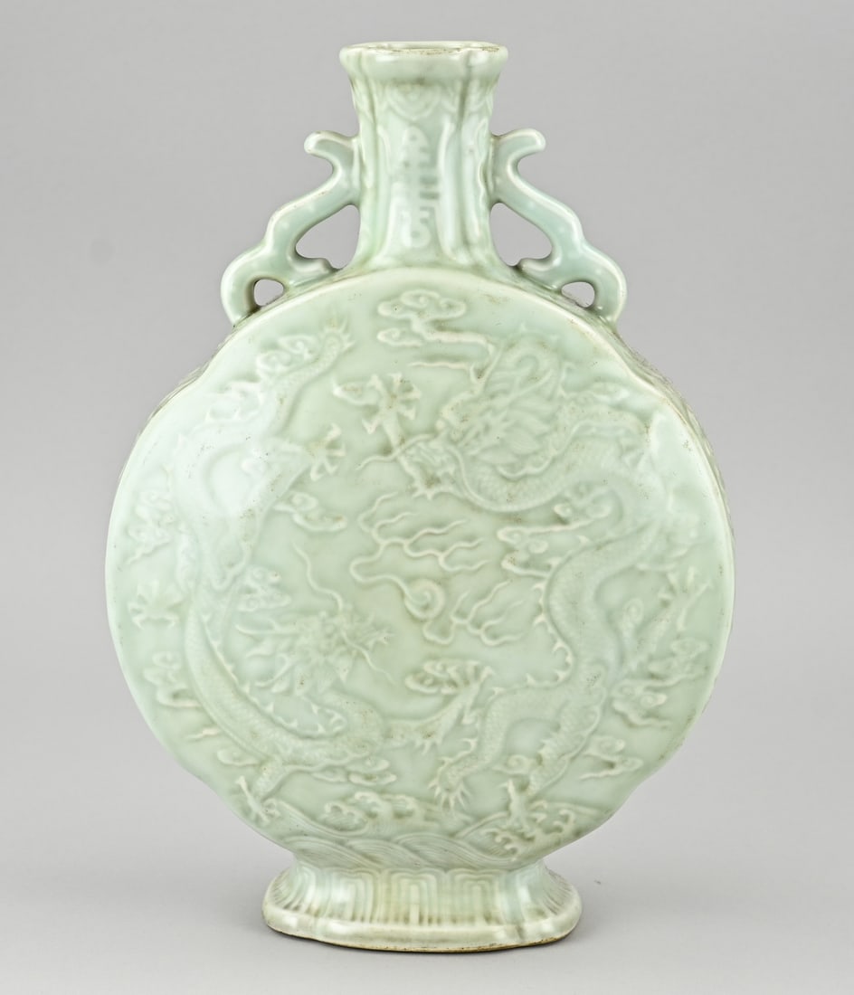 Chinese moon vase, H 32.5 cm.: Chinese porcelain celadon dragon moon vase with relief. With bottom mark. Dimensions: H 32.5 cm. In good condition.