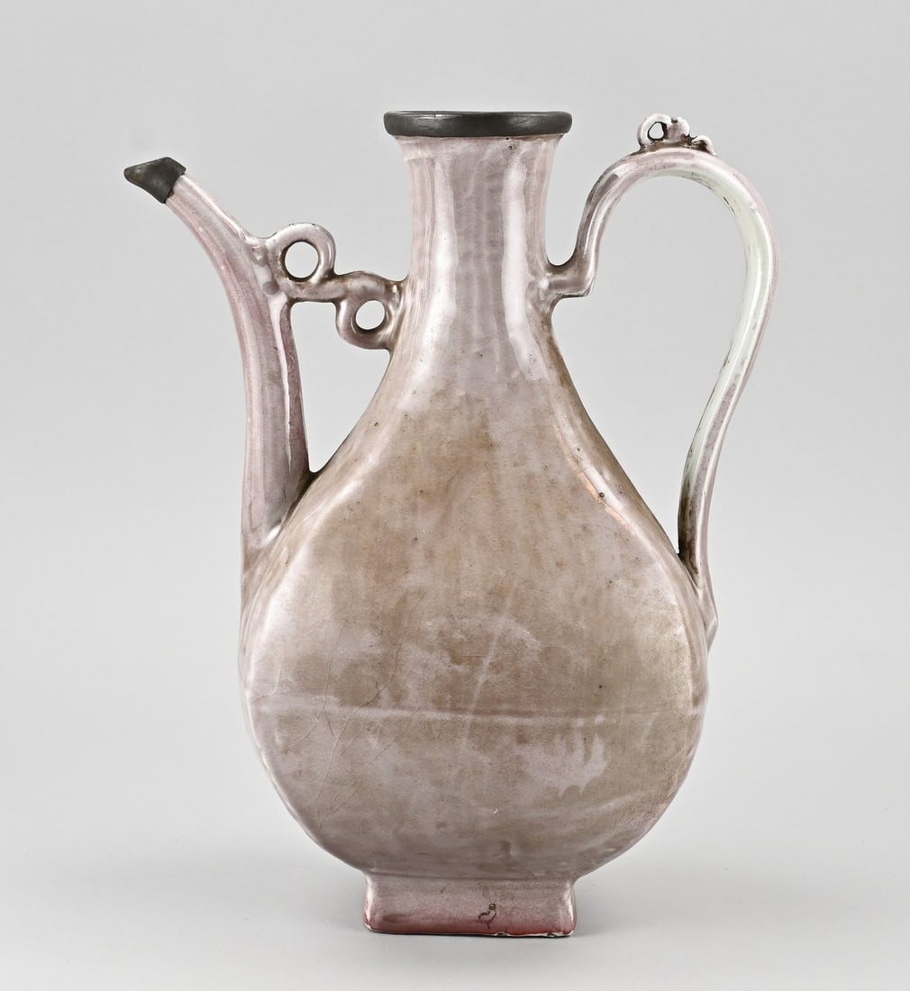 Chinese pouring jug, H 34.6 cm.: Chinese porcelain celadon pitcher in Sung style, with pewter mount. Dimensions: H 34.6 cm. In good condition.