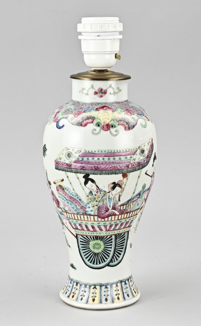 Chin. vase lamp (Fam. Rose), H 29 cm. (1 of 2)