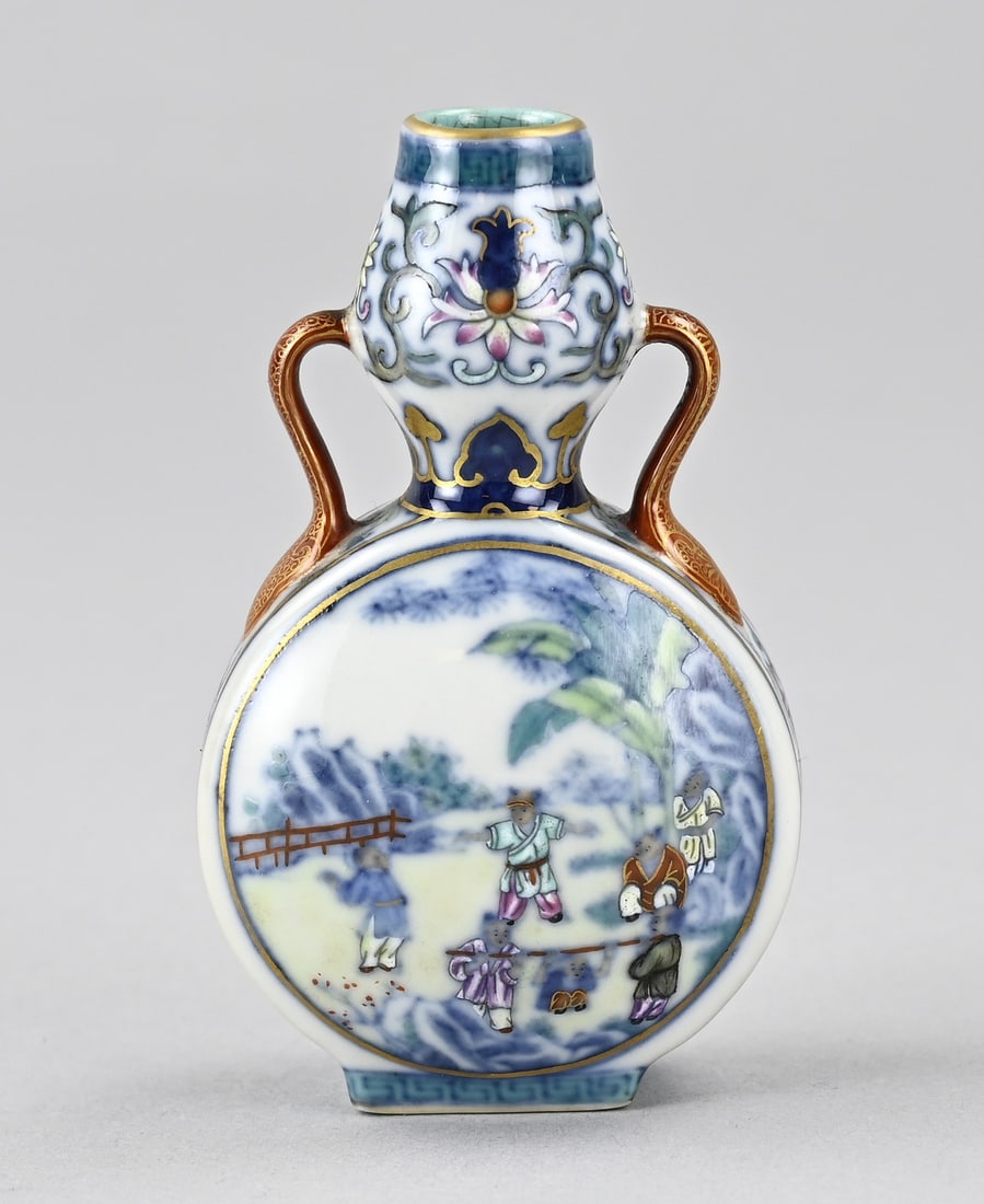 Small Doucai moon vase, H 8.2 cm.: Small, antique, Chinese porcelain Doucai moon vase with figures in landscape + gold decor. With bottom mark. Qing Dynasty. Dimensions: H 8.2 cm. In good condition.