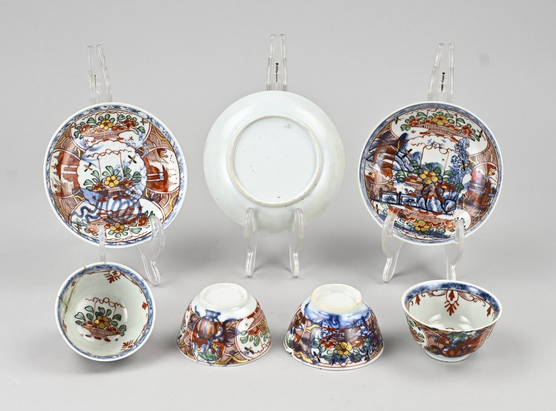 Lot Imari cups/saucers (1 of 1)