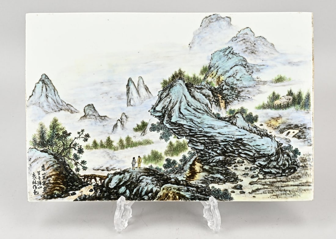 Chinese Verte tile, 27 x 39.7 cm.: Large Chinese porcelain Familie Verte tile with mountain landscape/figures/text decoration. Dimensions: 27 x 39.7 cm. In good condition.