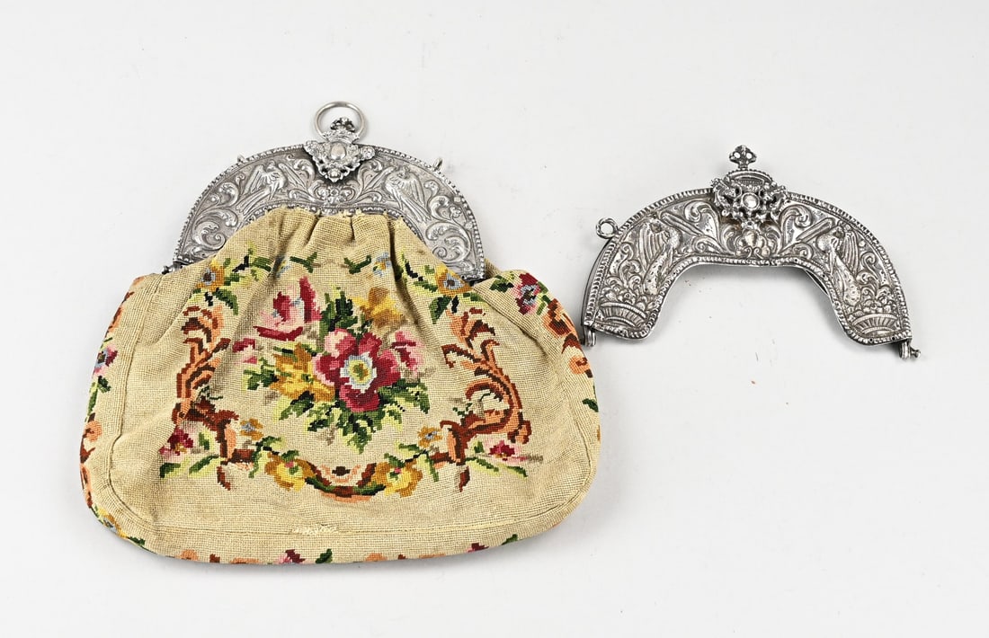 2 Antique silver purse frames, 18th century: Two antique silver purse frames, 18th century, semi-circular models with chased motifs of peacocks, curls, and flowers. Maker: presumably Jacob Boltjes, Leeuwarden 1760-1783 and AJ Wijngaarden,