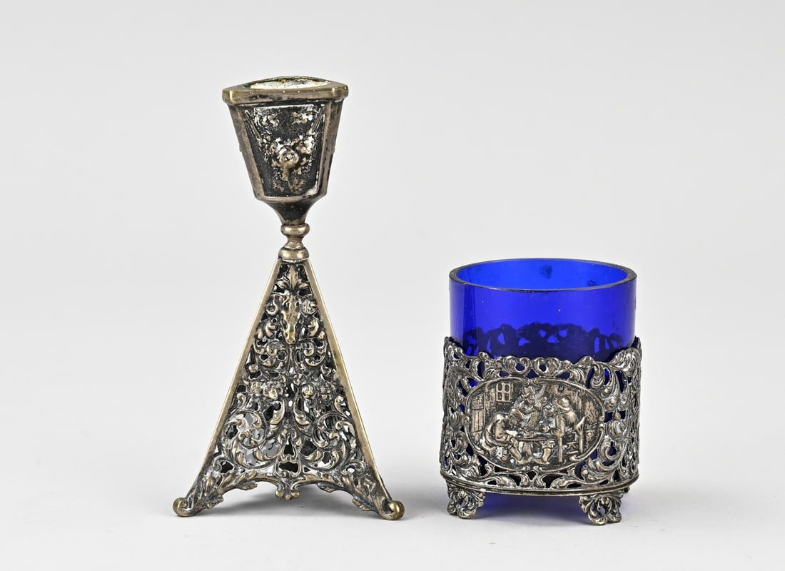 2 Pieces of silverware (1 of 2)