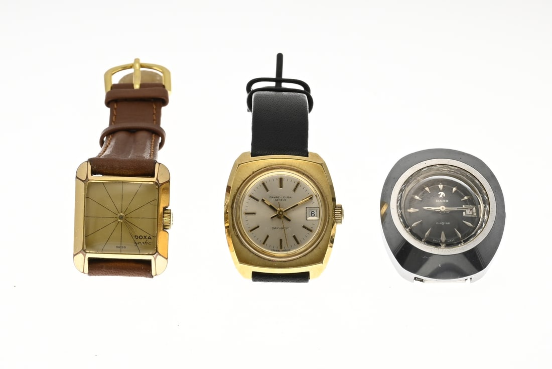 3 Vintage ladies' watches: Three vintage mechanical ladies' watches. A steel Rado Diastar watch with a wide oval case, ø 27 mm. And a steel bracelet. Case number: 343942. A gold-plated steel watch, Favre Leuba, with date