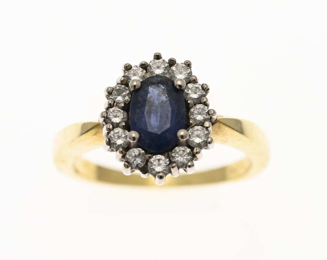Gold ring with diamond and sapphire, Lady Di (1 of 1)