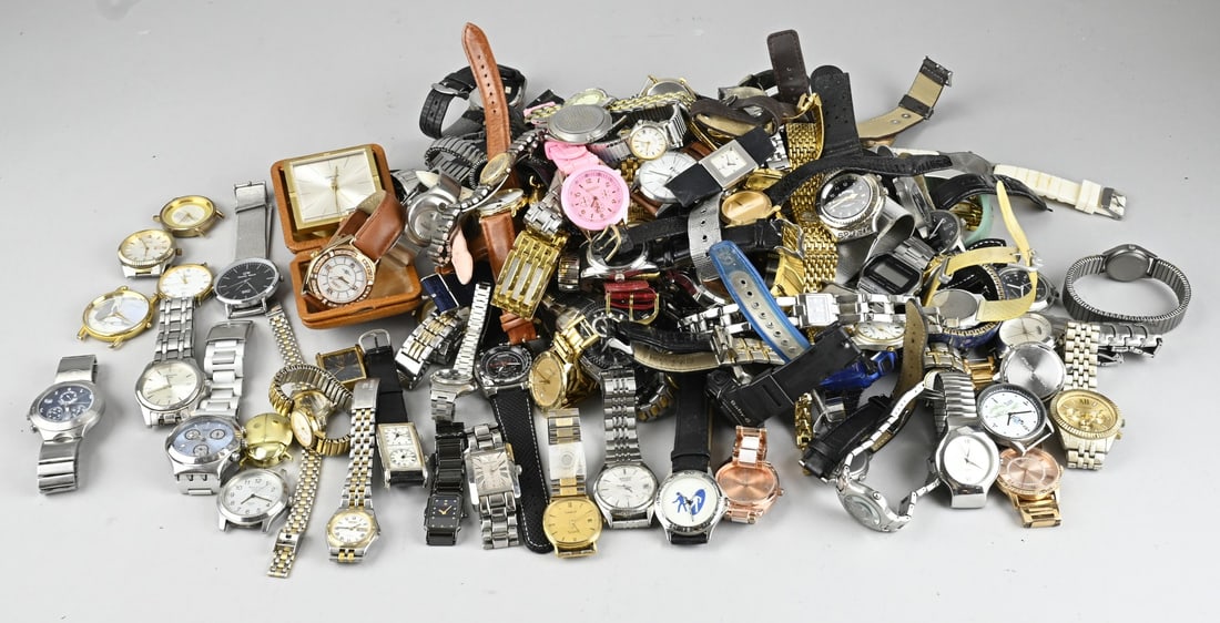 Large lot of watches (1 of 1)
