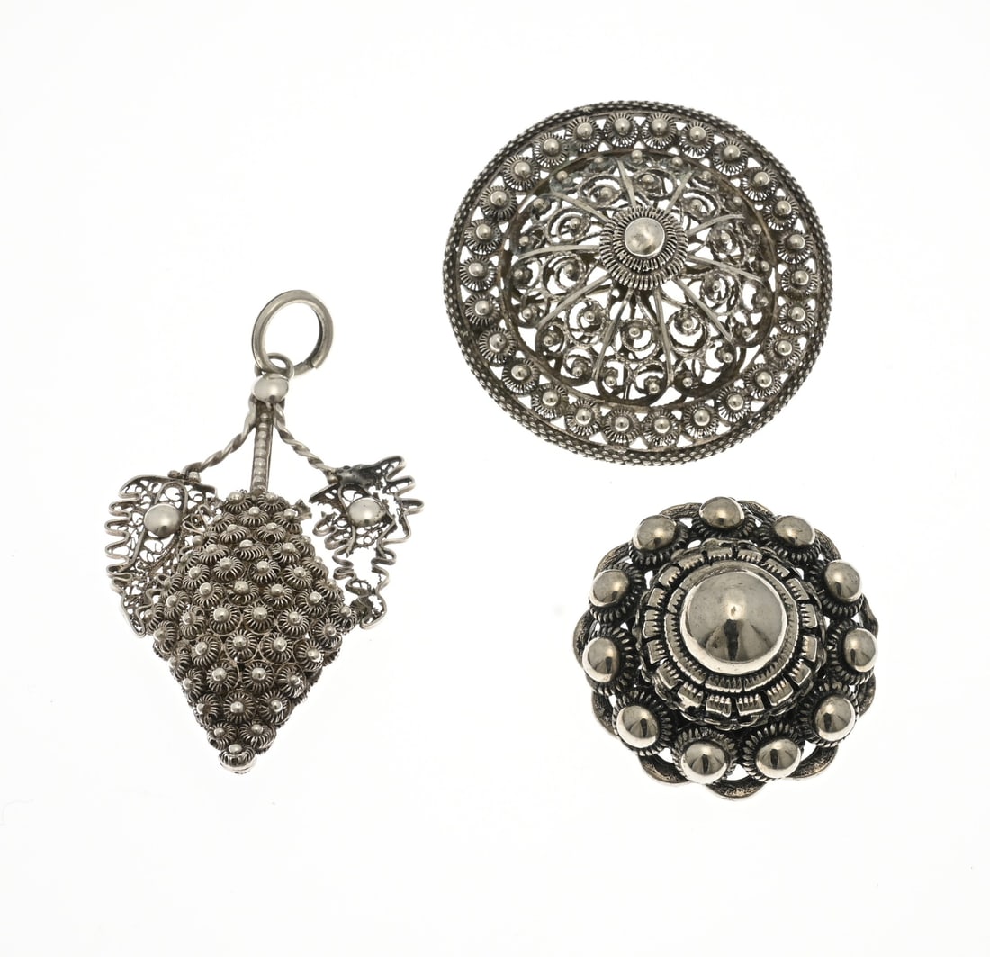 3 Silver jewelry, regional (1 of 1)
