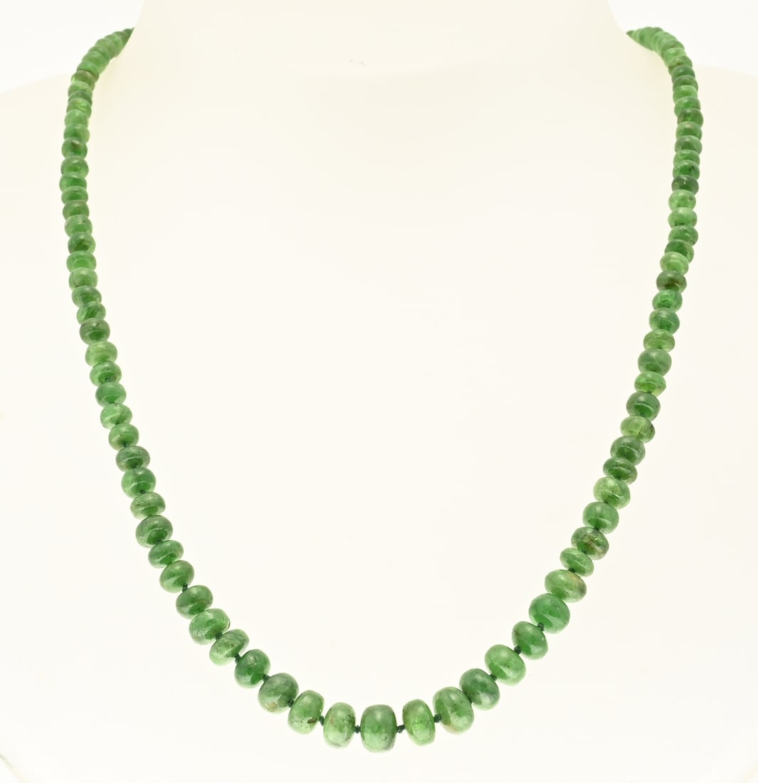 Emerald necklace (1 of 1)