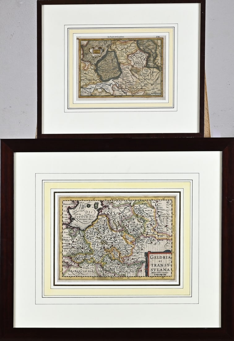 2x Antique map: 2x Antique maps. 1x Le Duché de Gueldres (Geldria), 17th - 18th century, dimensions: H 15 x W 20 cm. 1x Geldria et Transysulana, 17th century, dimensions: H 20 x W 26 cm. Engravings on paper. In