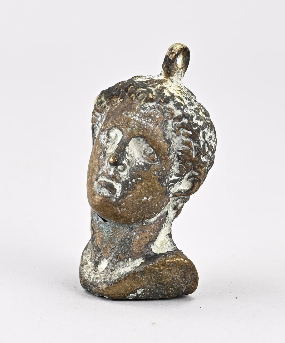 Archaeological Roman find, 9 cm.: Antique Roman archaeological find. Pendant. Size: 9 cm. In good condition.