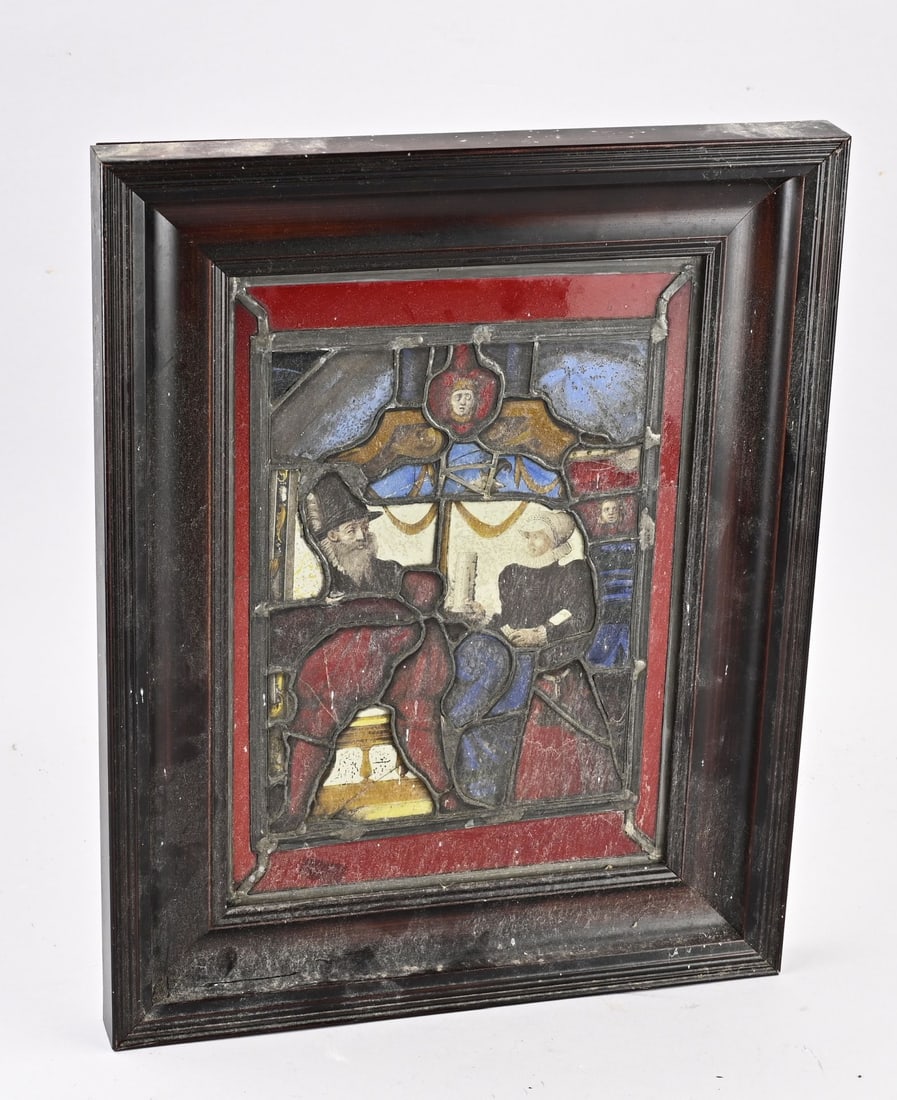 stained glass window: 17th-century stained-glass window depicting a nobleman and noblewoman, with lace collars and cherub heads. Dimensions: 34 x 24 cm. Some cracks. In fair/good condition.