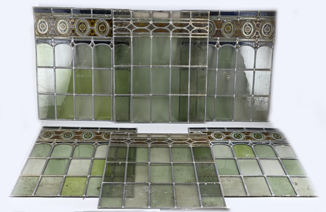 6x Stained glass window (1 of 1)