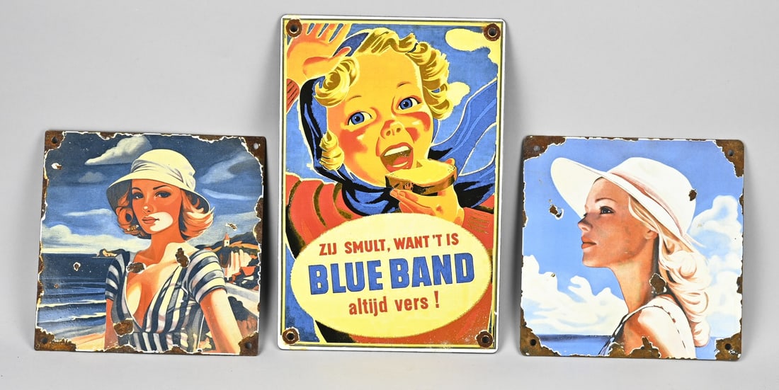3x Enamel advertising sign: Three old enamel advertising signs. Miscellaneous. Including: Blue Band. Holland. Dimensions: 20 x 30 cm. In fair/good condition.